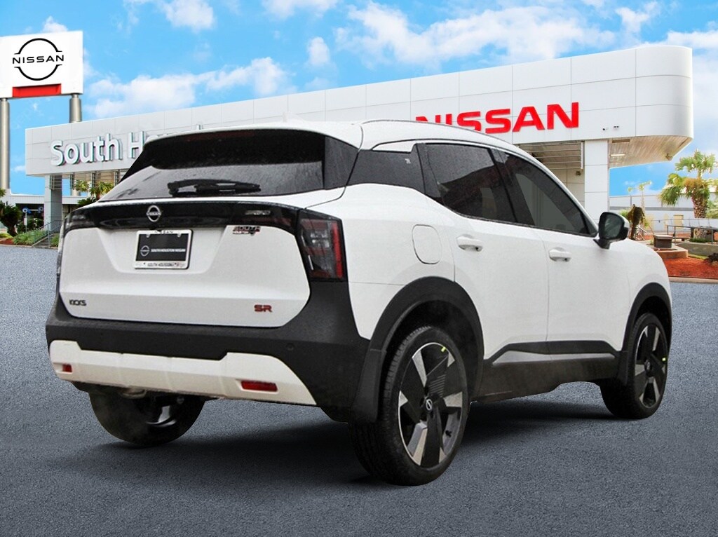 2025 Nissan Kicks SR photo 4
