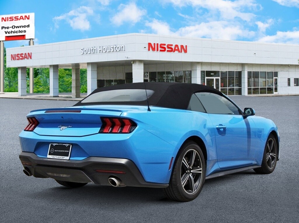 2024 Ford Mustang EcoBoost Premium photo 4