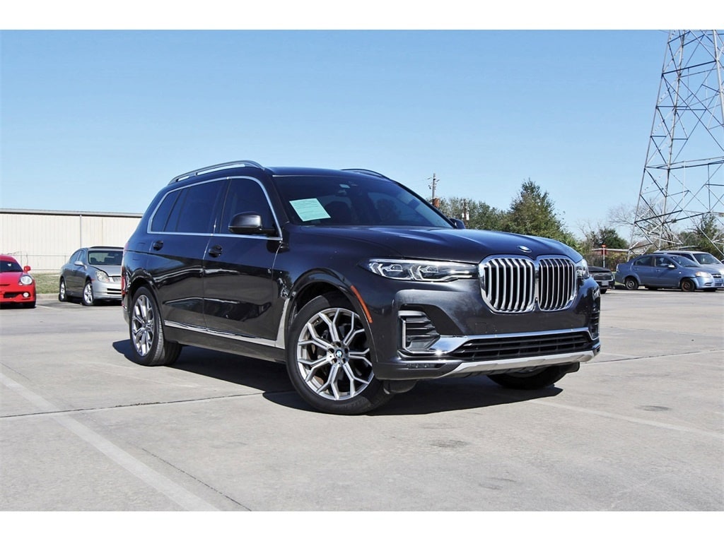 2021 BMW X7 40i's photo