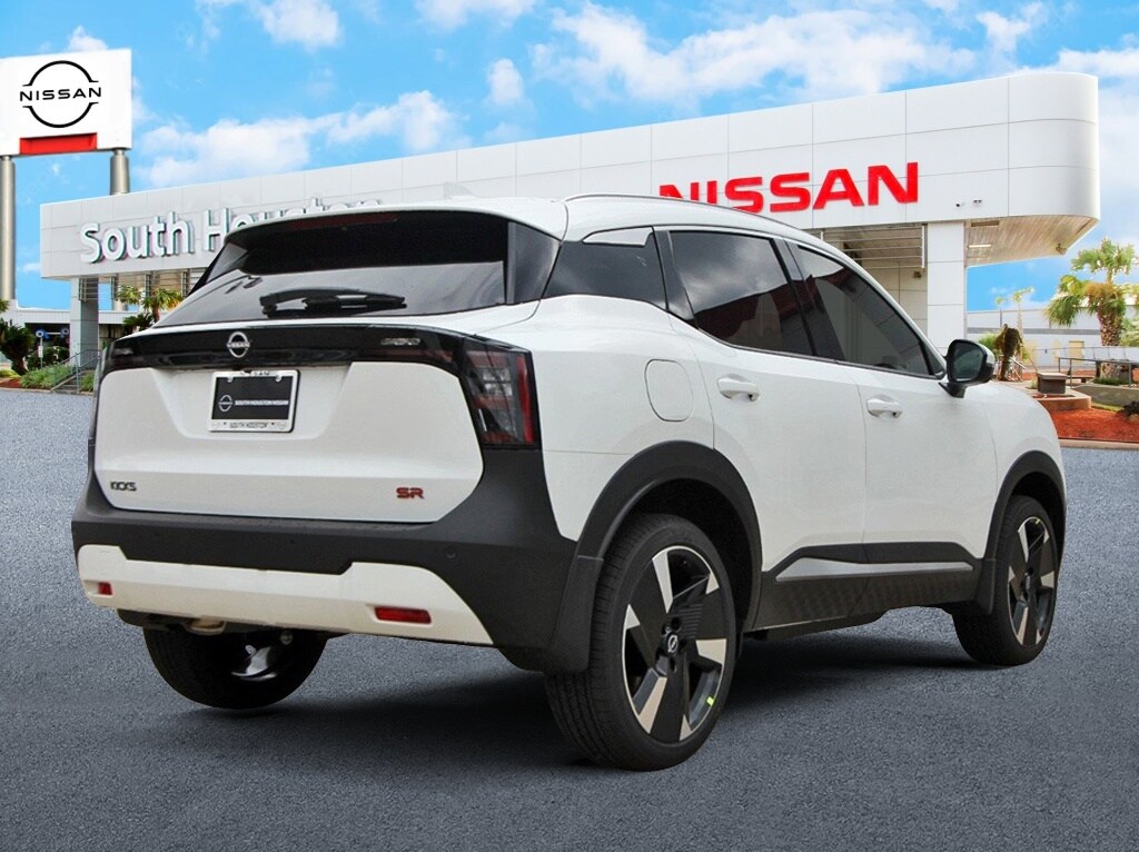 2025 Nissan Kicks SR photo 4