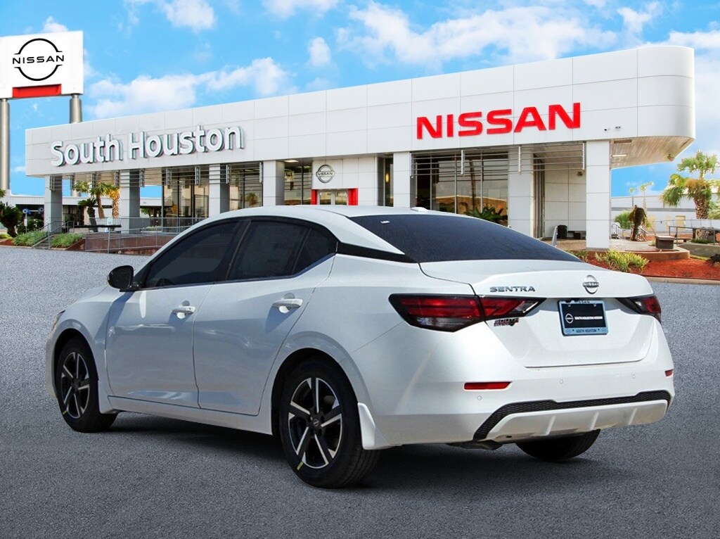 2025 Nissan Sentra SV photo 3