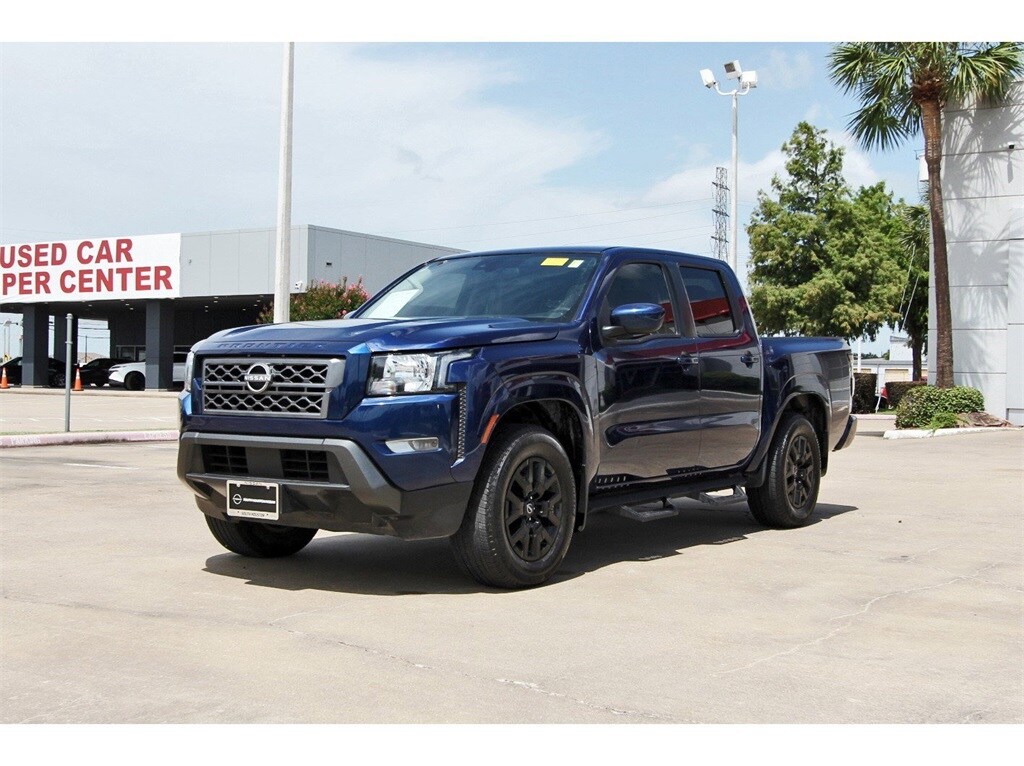 2023 Nissan Frontier SV photo 2