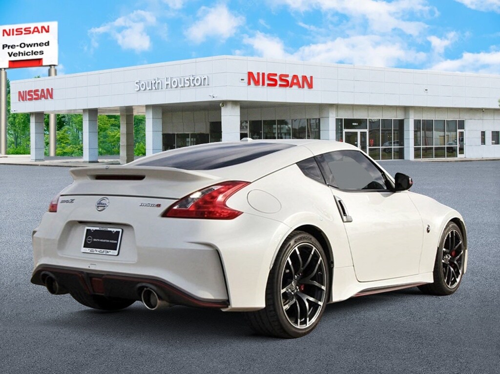 2017 Nissan 370Z Nismo Tech photo 4