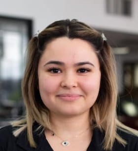 Staff member Yesenia Gonzalez from ID_49d0cc10efba