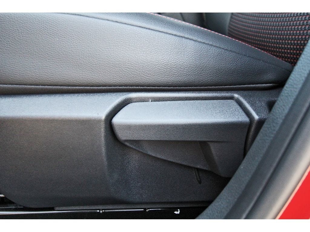 2025 Nissan Kicks SR - Photo 20