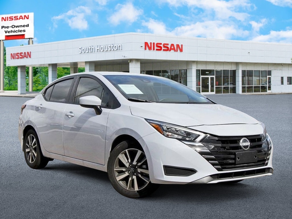 2025 Nissan Versa Sedan SV