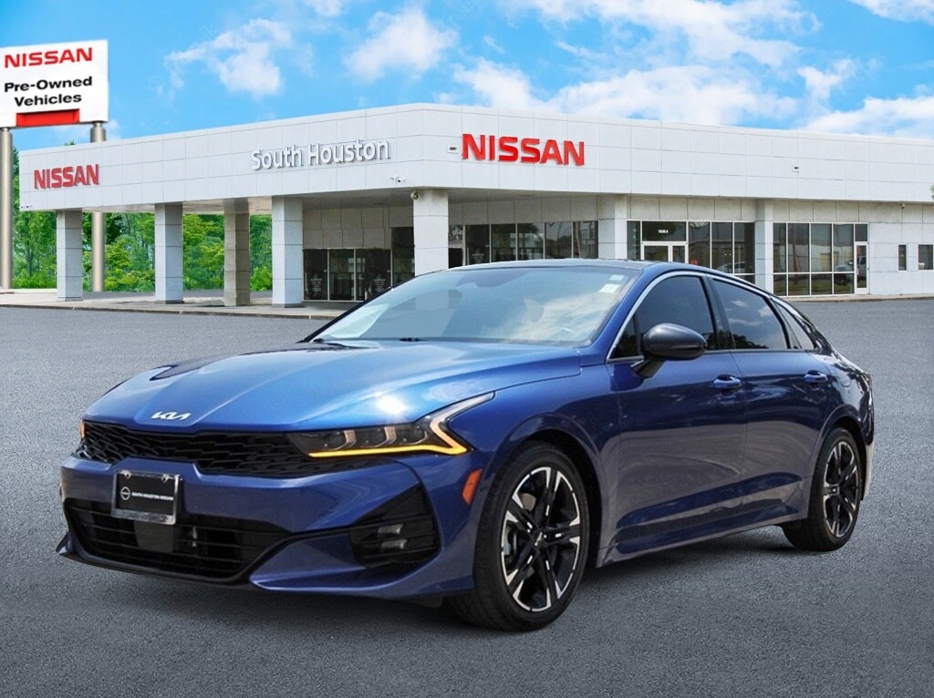 2023 Kia K5 GT-Line photo 2