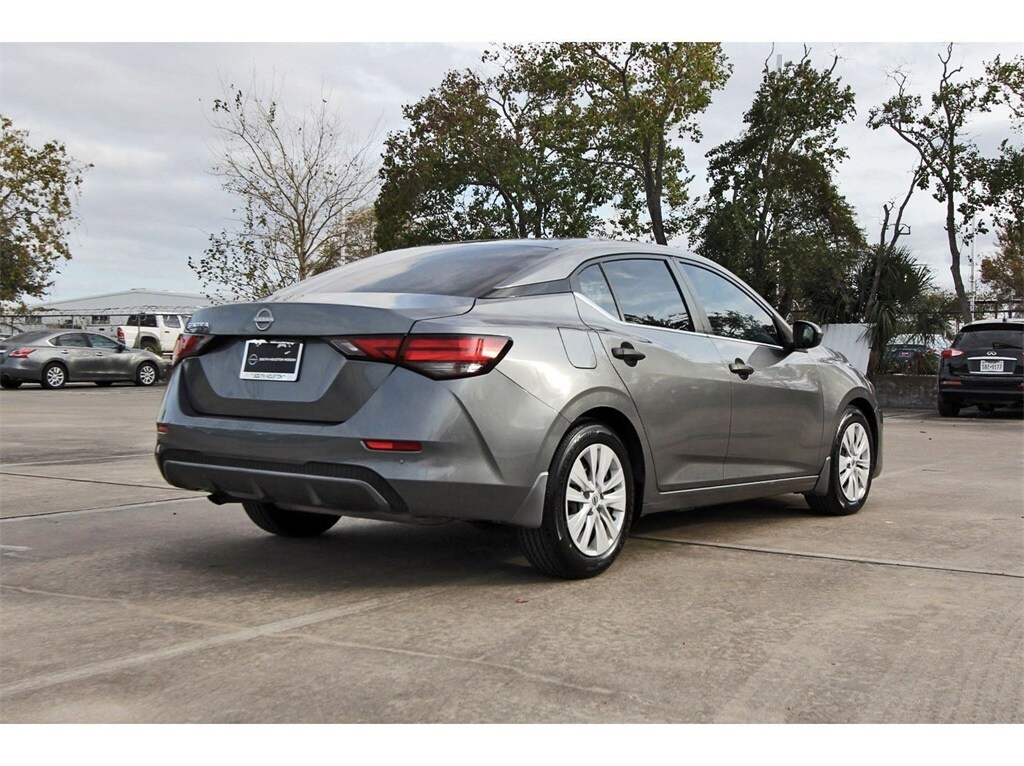 2024 Nissan Sentra S photo 3