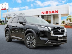 2025 Nissan Pathfinder S SUV
