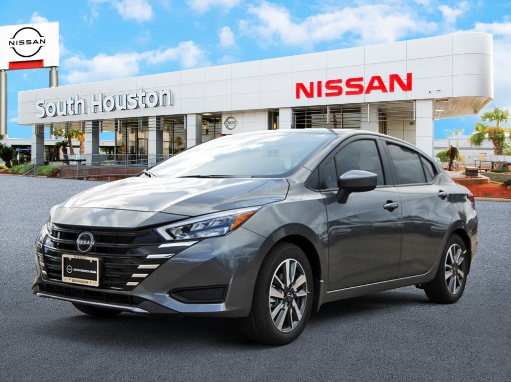 2025 Nissan Versa 1.6 SV photo 2