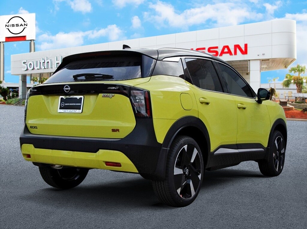 2025 Nissan Kicks SR photo 4