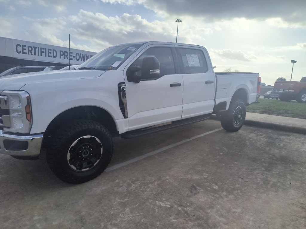 2025 Ford F-250 Super Duty XLT