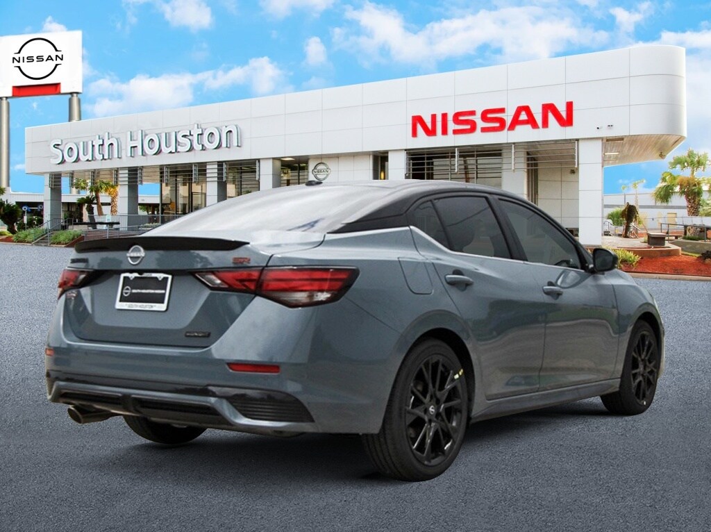 2025 Nissan Sentra SR photo 4