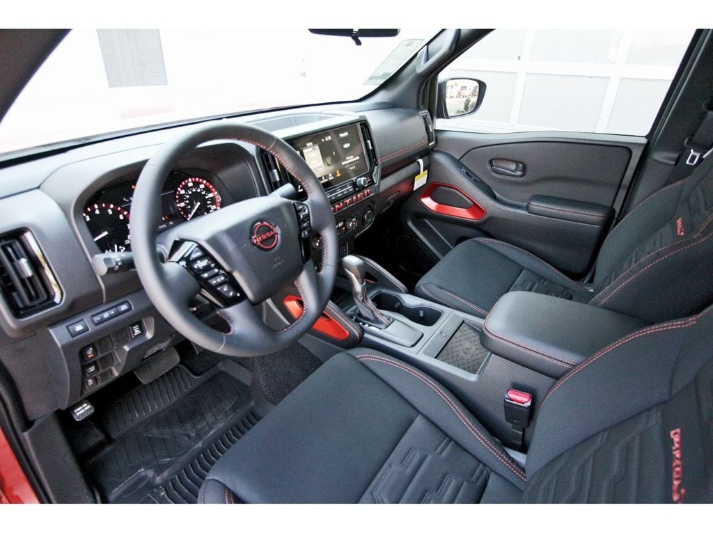 2026 Nissan Frontier PRO-X - Photo 12