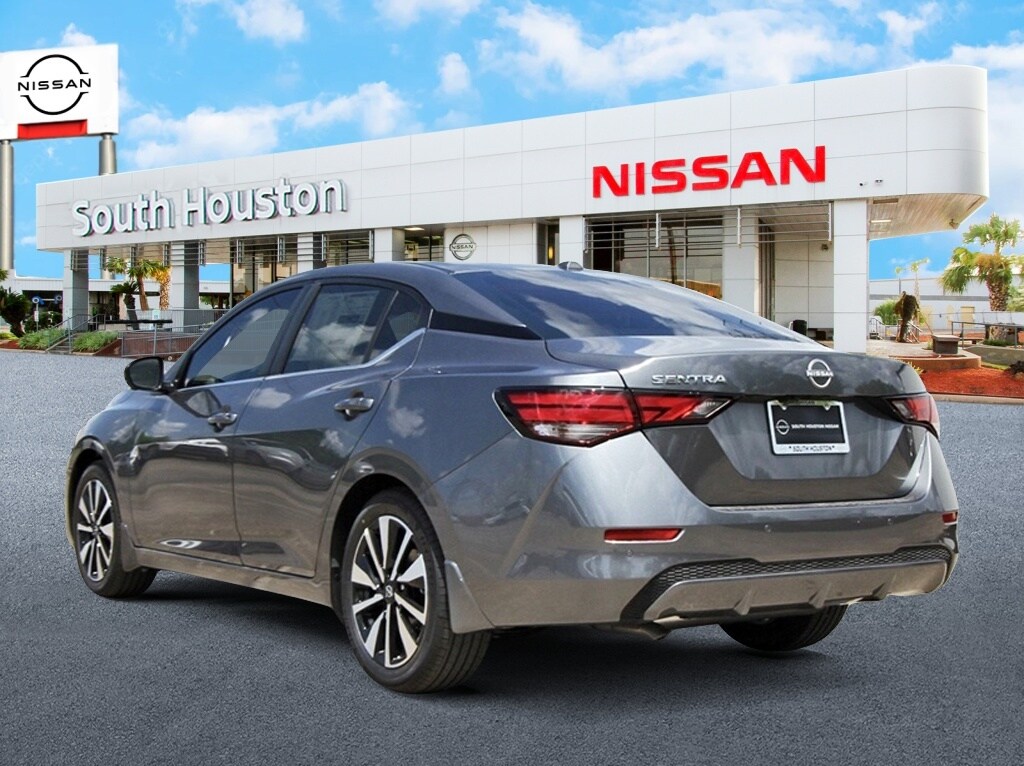 2025 Nissan Sentra SV photo 3