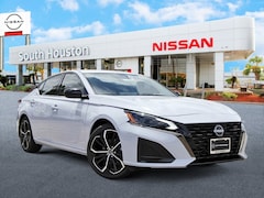 2025 Nissan Altima SR Sedan