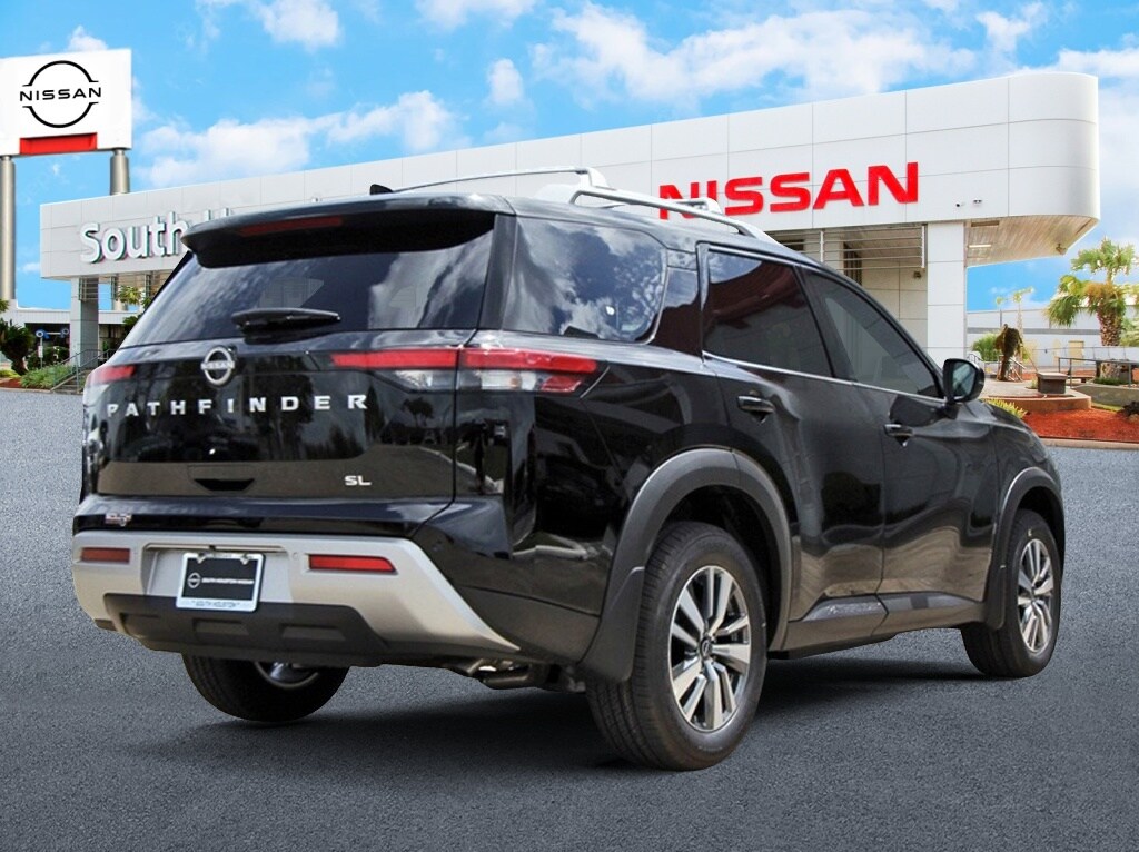 2025 Nissan Pathfinder SL photo 4
