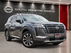 2026 Nissan Pathfinder Platinum SUV