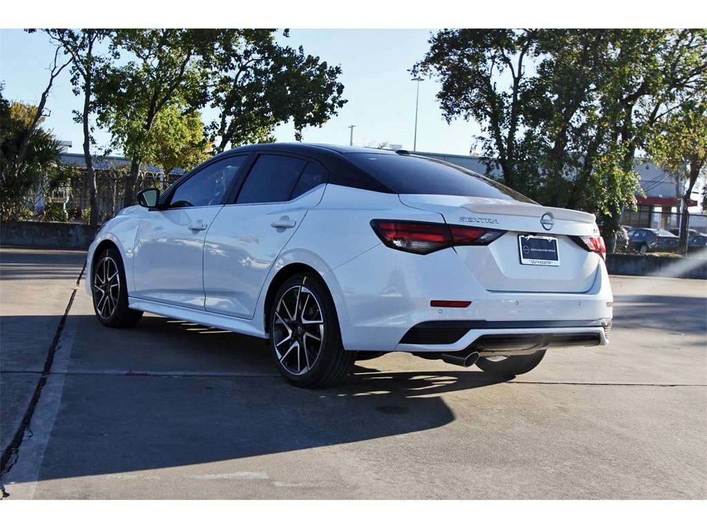 New 2025 Nissan Sentra SR Sedan