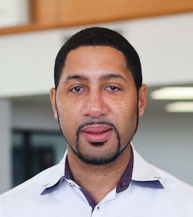 Staff member Kevin Robinson from ID_23428e5b977a