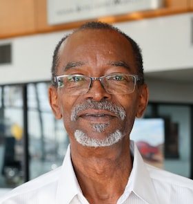 Staff member Claude Alexander from ID_23428e5b977a