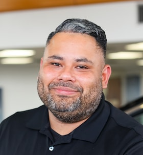 Staff member Carlos Fuentes from ID_23428e5b977a
