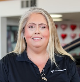 Staff member Angie Yzquierdo from ID_23428e5b977a