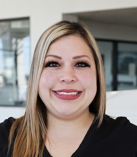 Staff member Vanessa Ruelas from ID_23428e5b977a