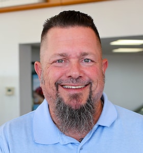 Staff member Brian Mainard from ID_23428e5b977a