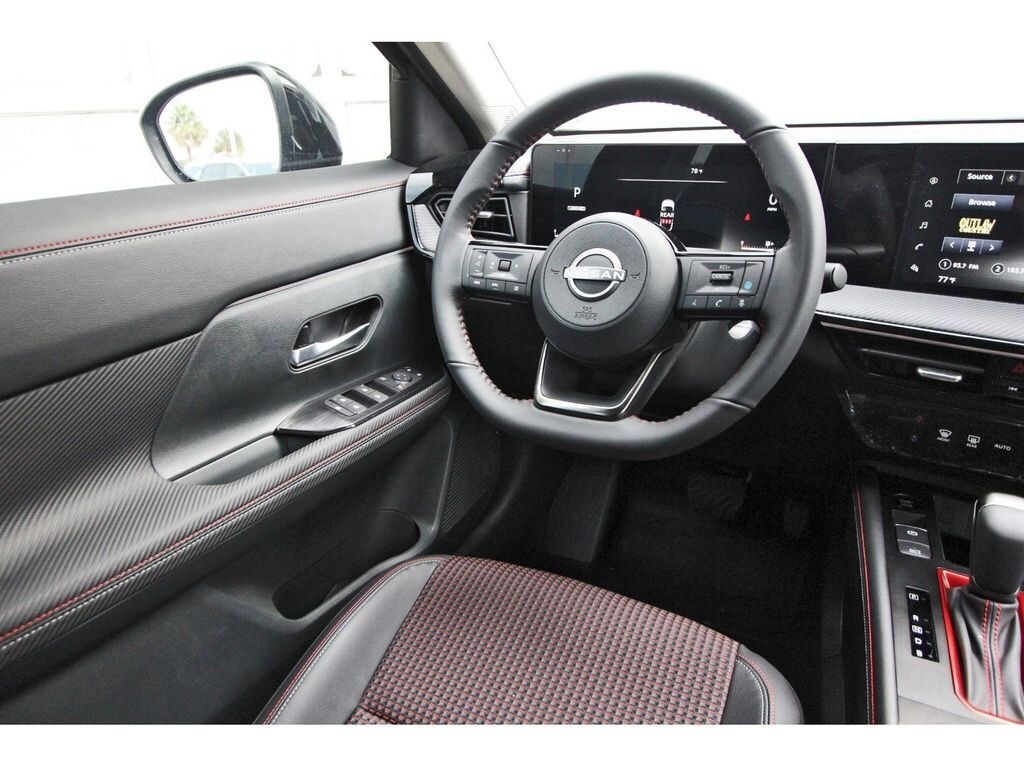 2025 Nissan Kicks SR - Photo 8