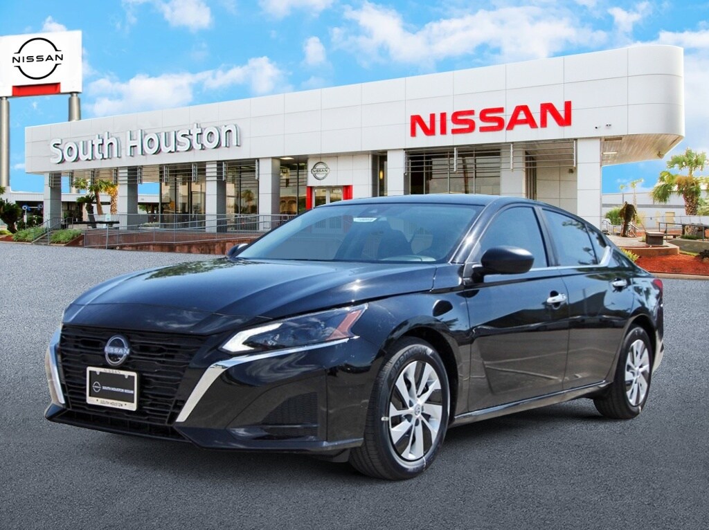 New 2025 Nissan Altima S Sedan