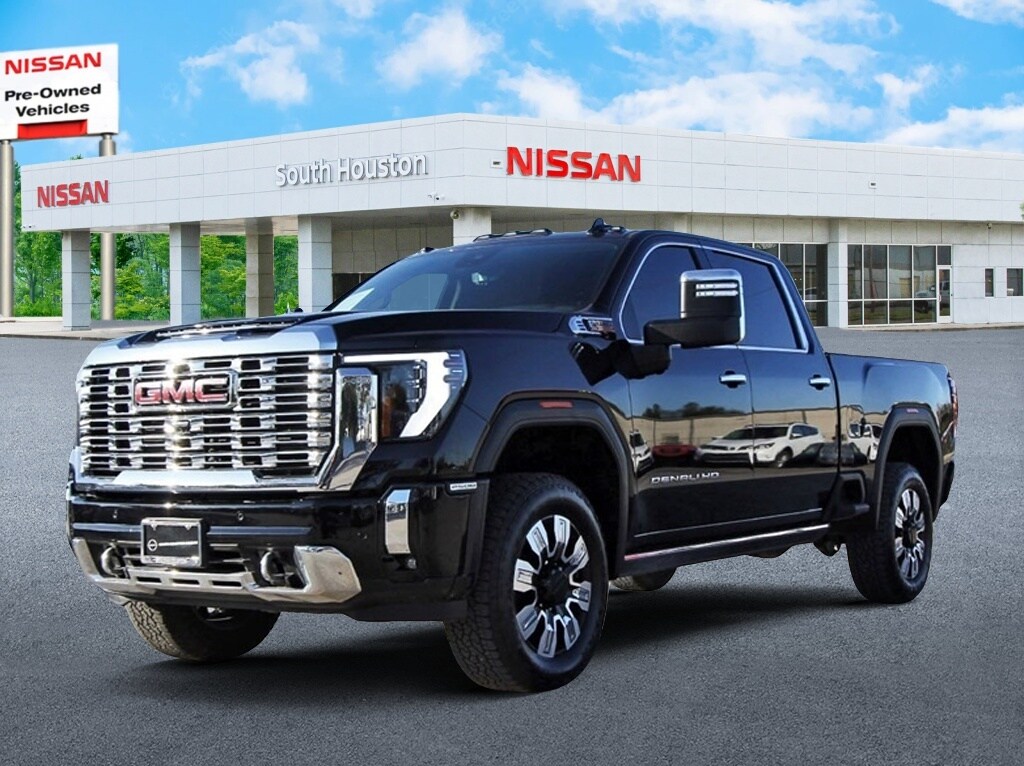 Used 2025 GMC Sierra 2500 HD Denali Truck Crew Cab