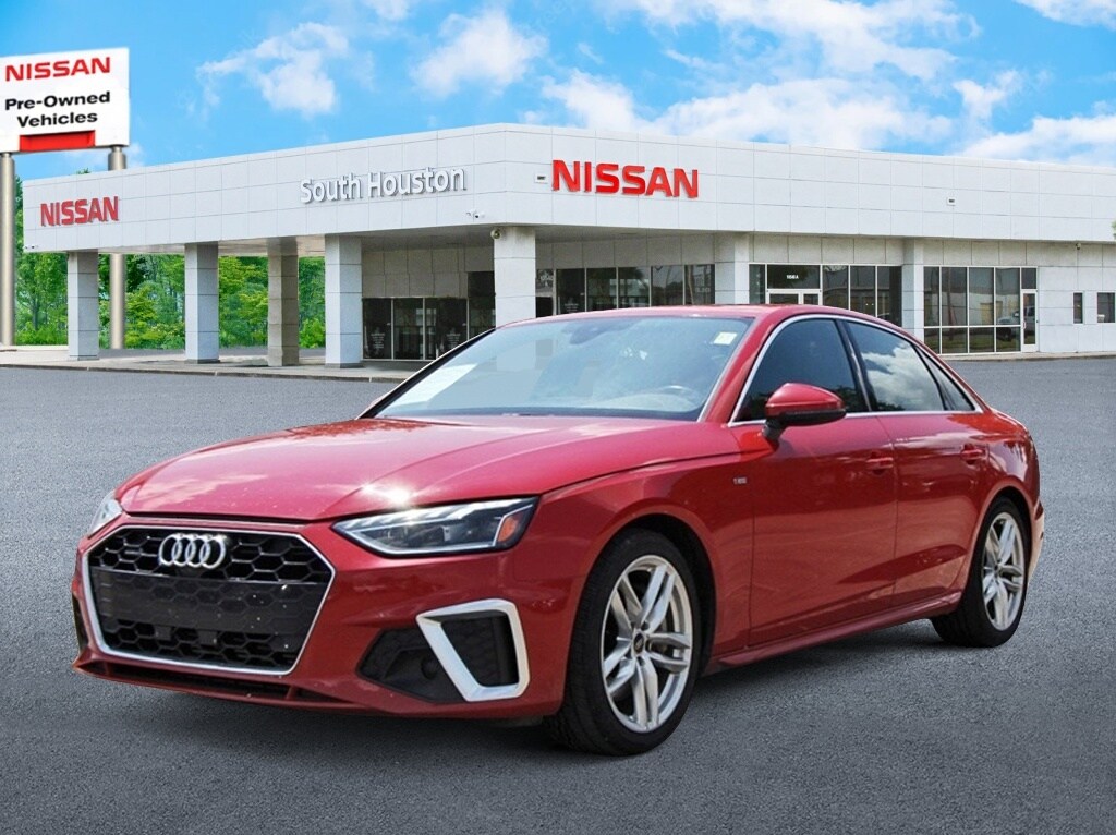 2023 Audi A4 S line Quattro Premium Plus photo 2