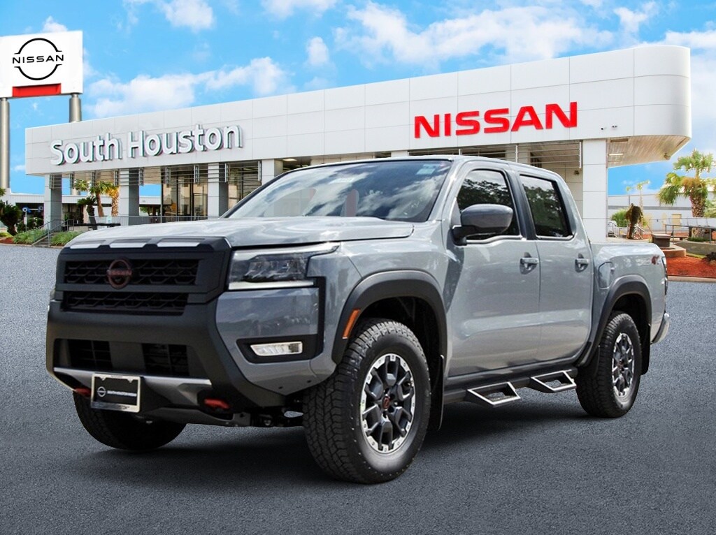 2026 Nissan Frontier PRO-4X photo 2