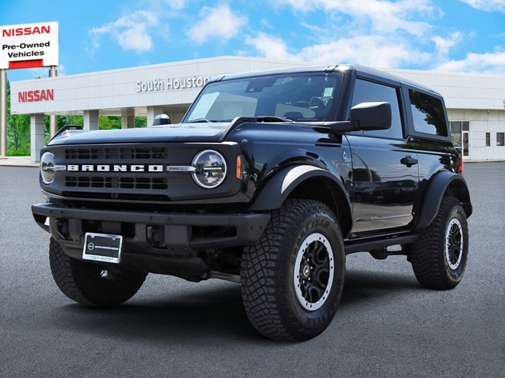 2024 Ford Bronco Black Diamond photo 2
