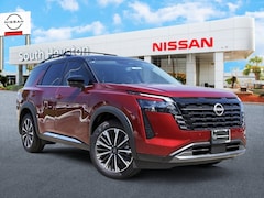 2026 Nissan Pathfinder Platinum SUV