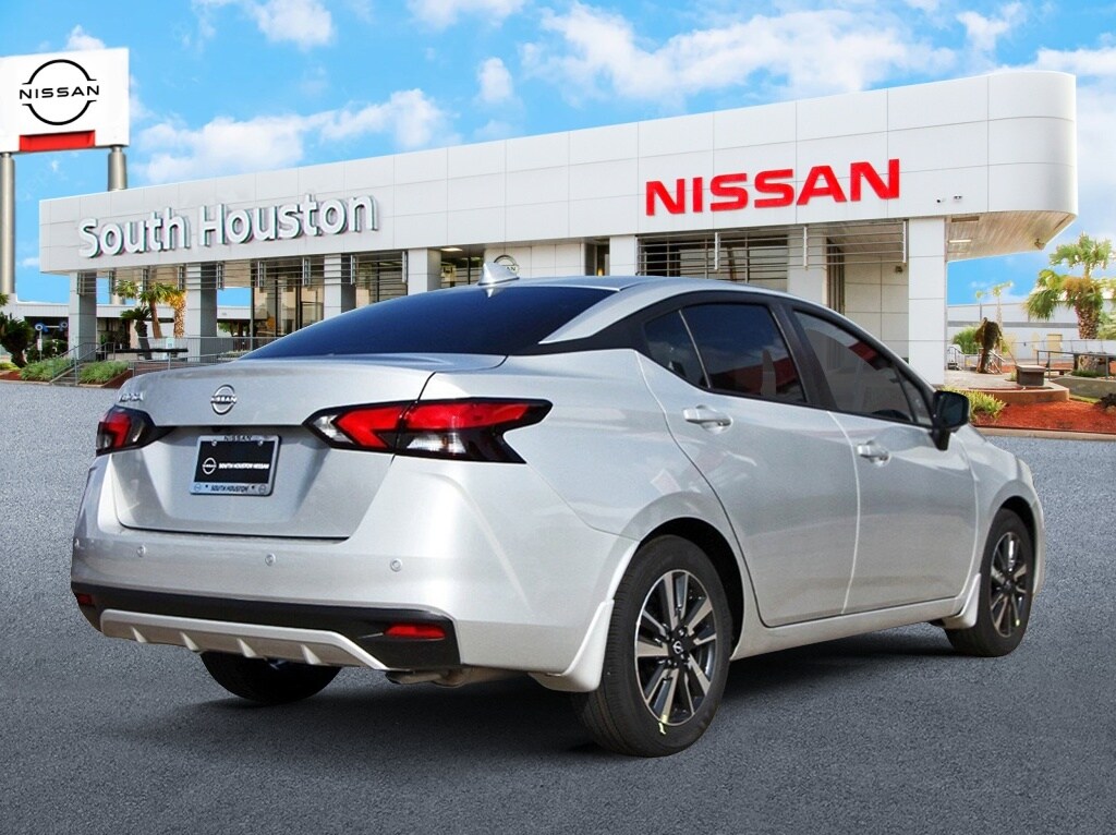 2025 Nissan Versa 1.6 SV photo 3