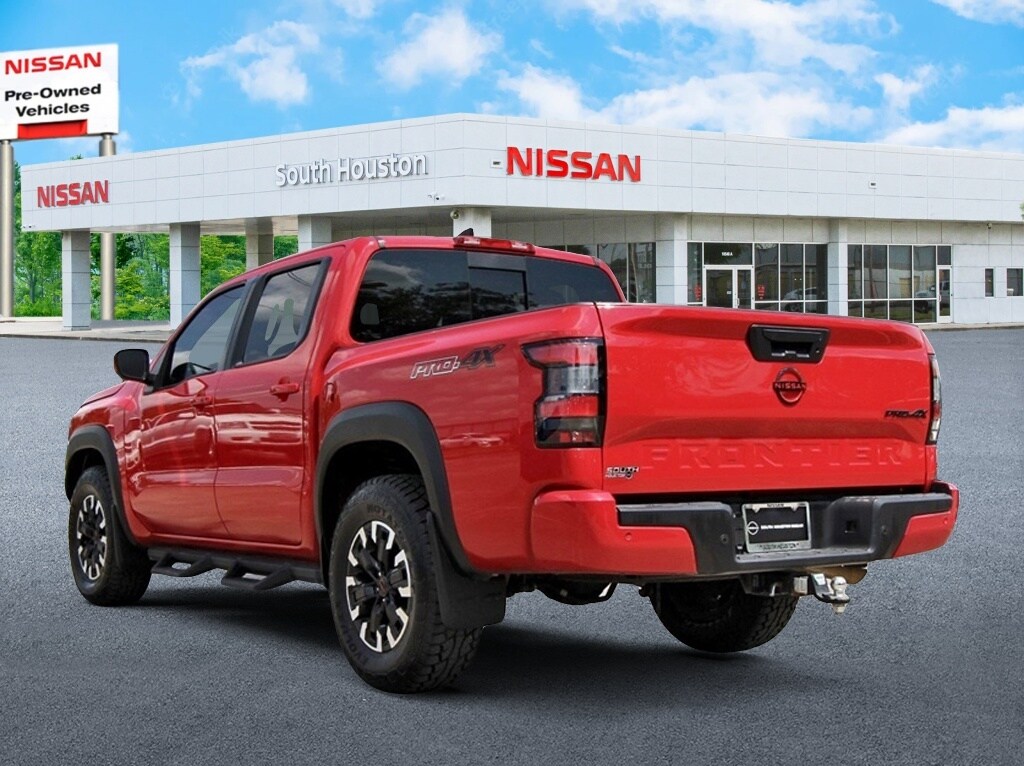 2023 Nissan Frontier PRO-4X photo 3