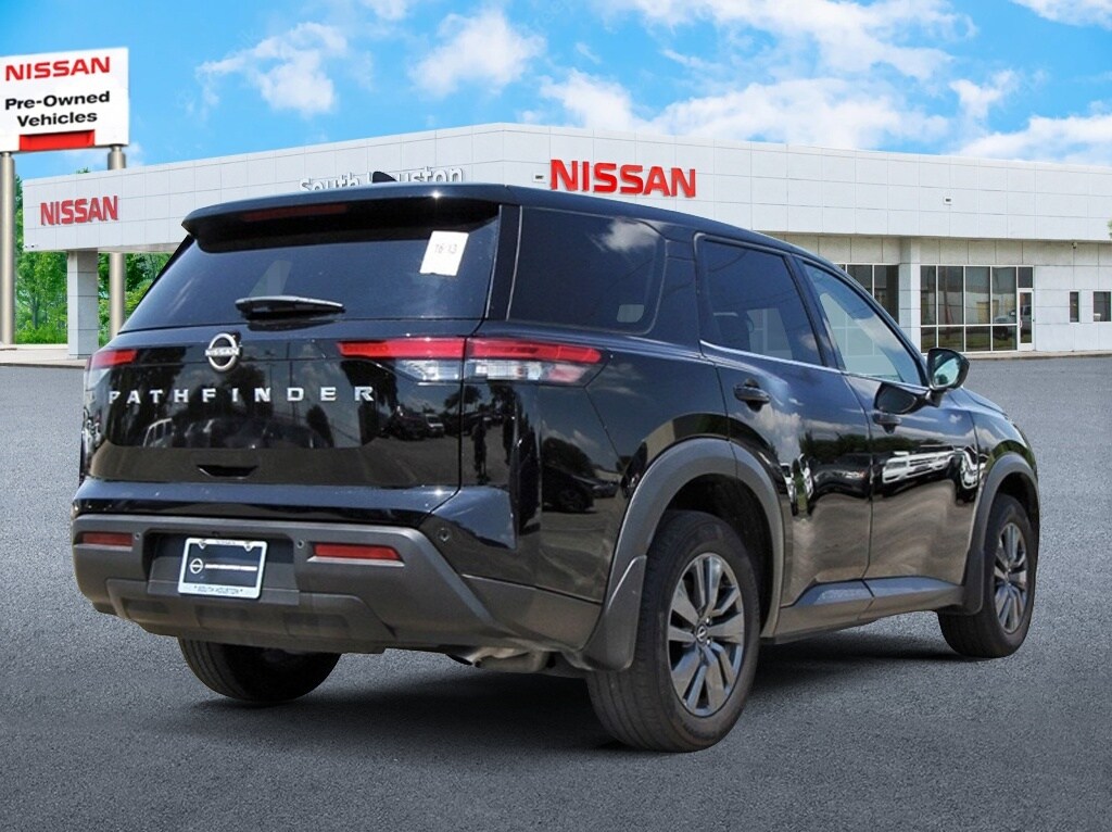 2024 Nissan Pathfinder S photo 3