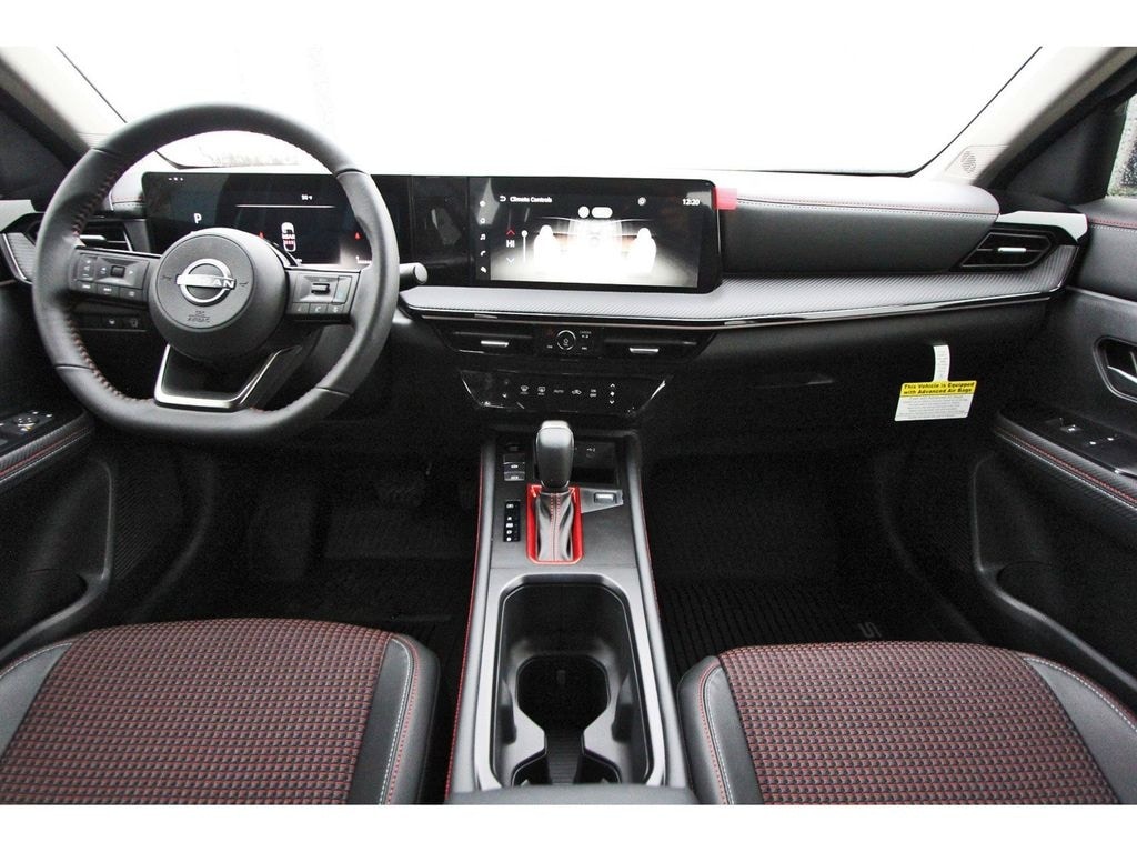 2025 Nissan Kicks SR - Photo 9