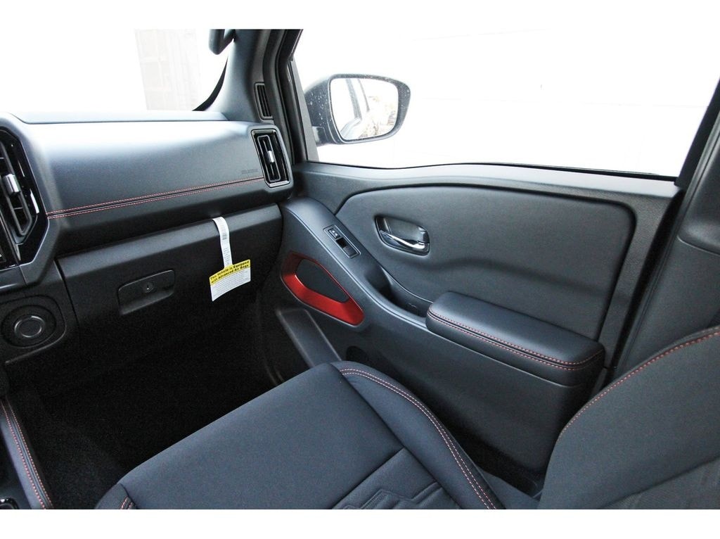 2025 Nissan Frontier PRO-4X - Photo 8