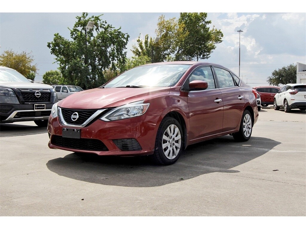 2016 Nissan Sentra SV photo 2