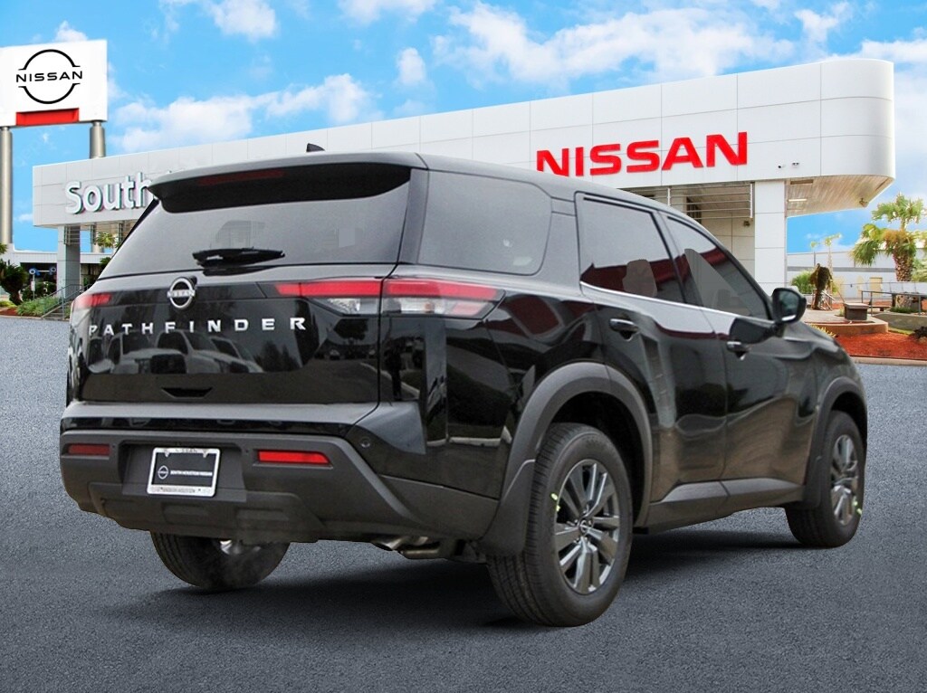2025 Nissan Pathfinder S photo 2