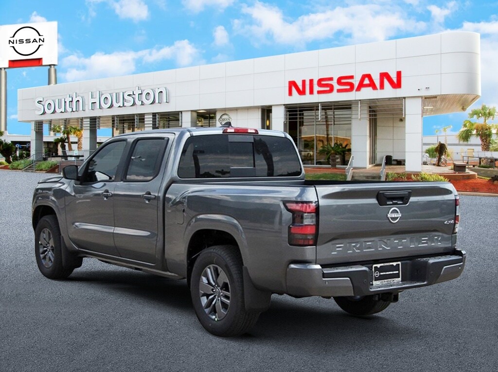 2026 Nissan Frontier SV photo 3
