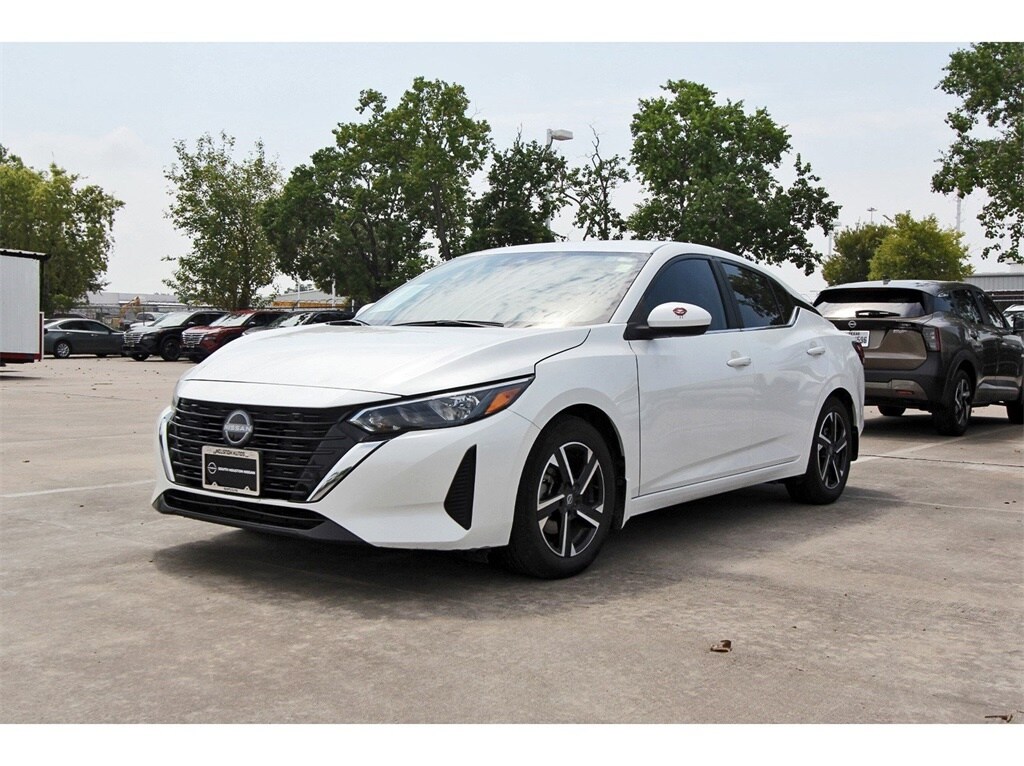 2024 Nissan Sentra SV photo 2
