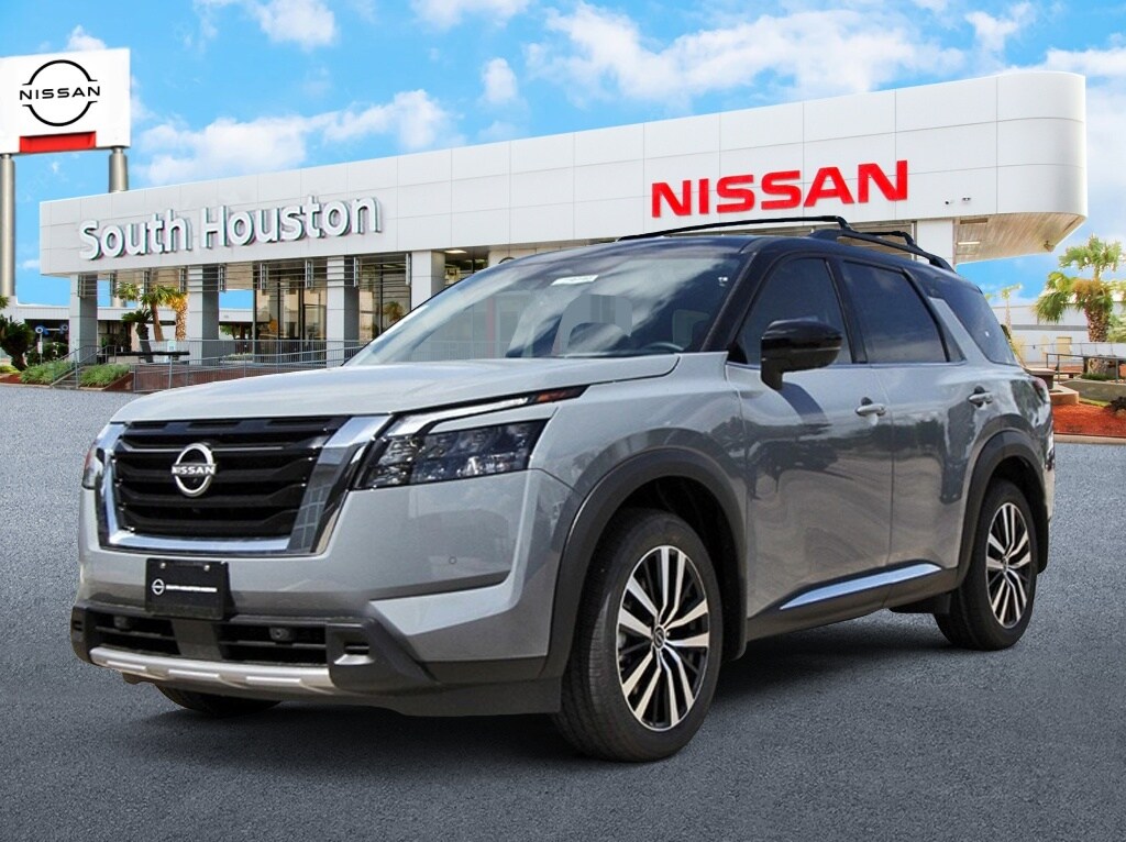 2025 Nissan Pathfinder Platinum photo 2