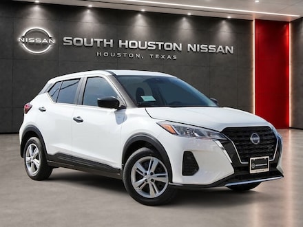2025 Nissan Kicks Play S SUV