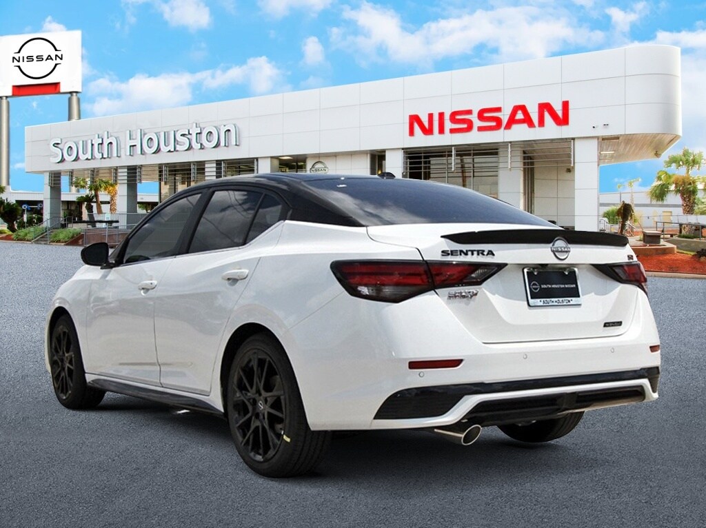 2025 Nissan Sentra SR photo 3