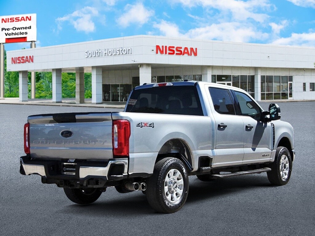 2024 Ford F-250 XLT photo 4
