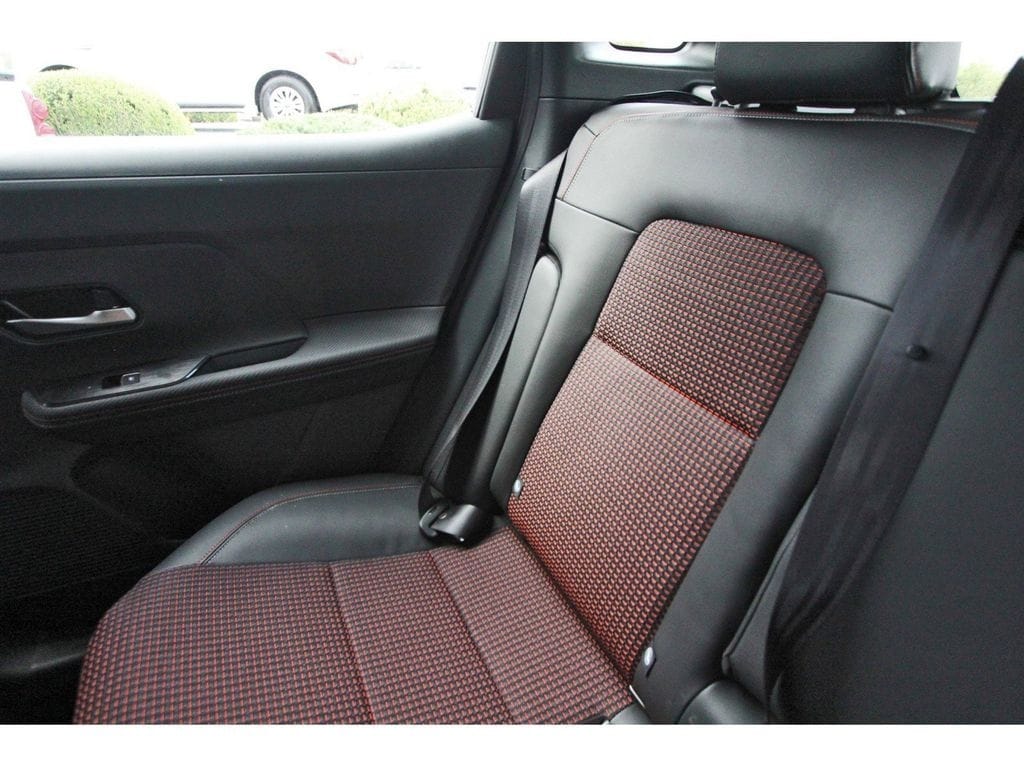 2025 Nissan Kicks SR - Photo 11